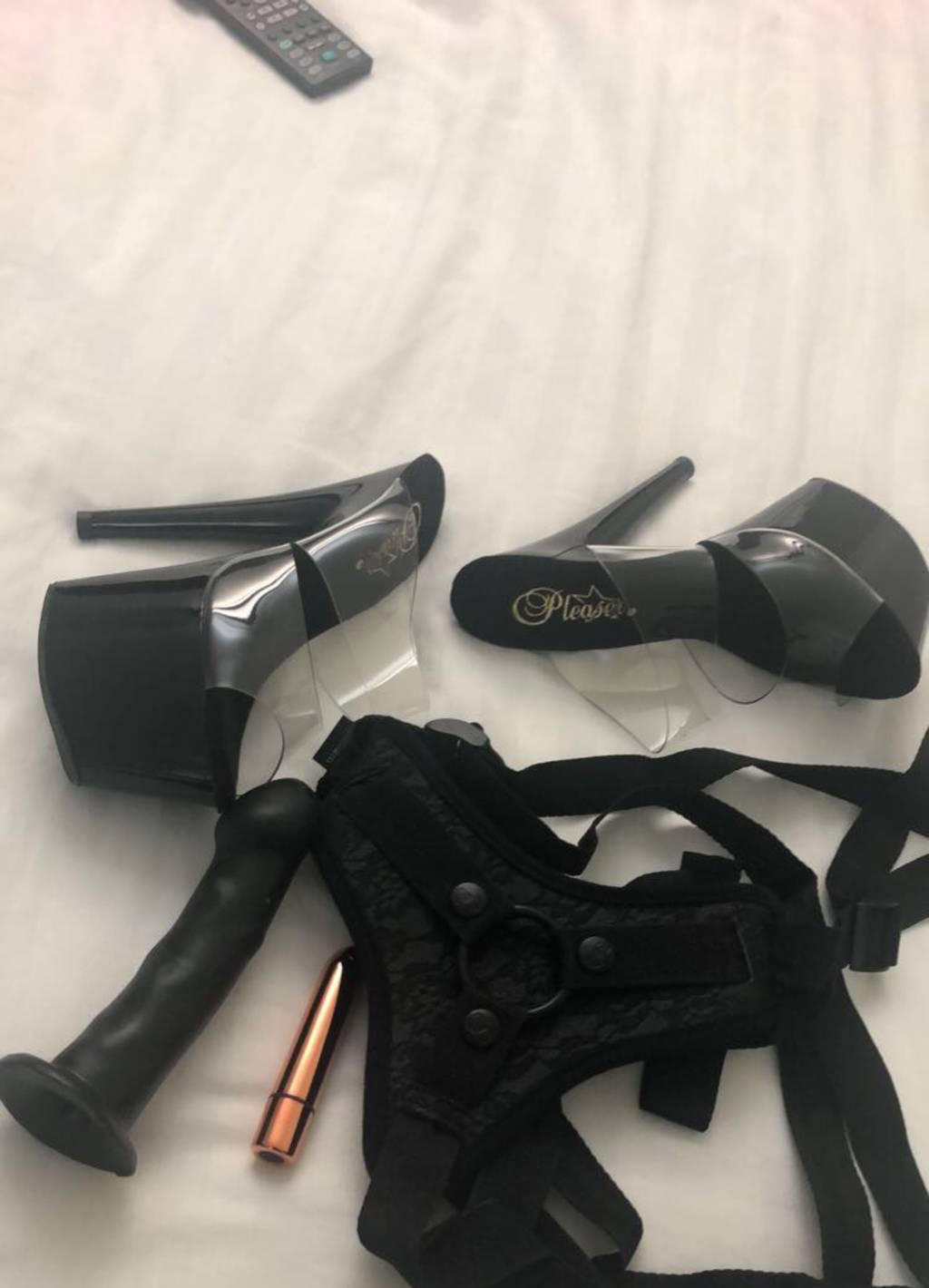 ???????? SEXY Petite && OPeN-MiNDed __UP ALL NIGHT!