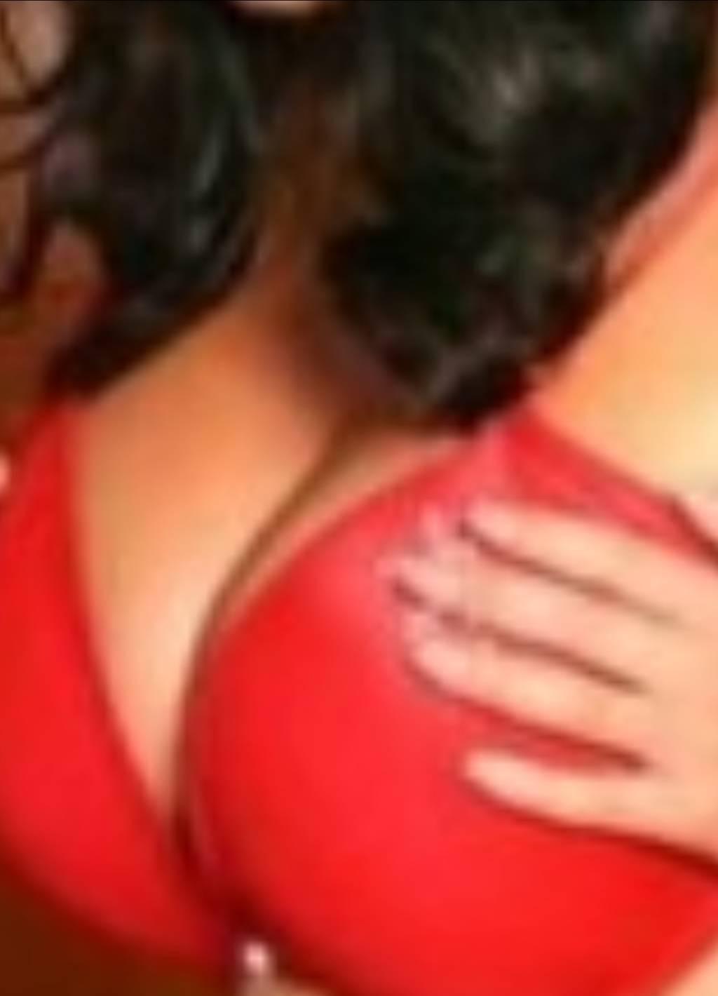 AVAILABLE NOW! A DROP DEAD GORGEOUS BRUNETTE!