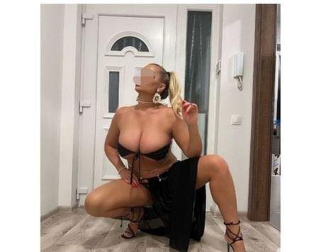  Rebecca gorgeous hot lady?ONLY OUTCALL