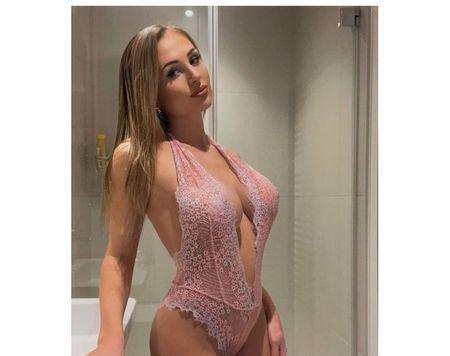  ❤️New in Town❤️ Party Girl❤️