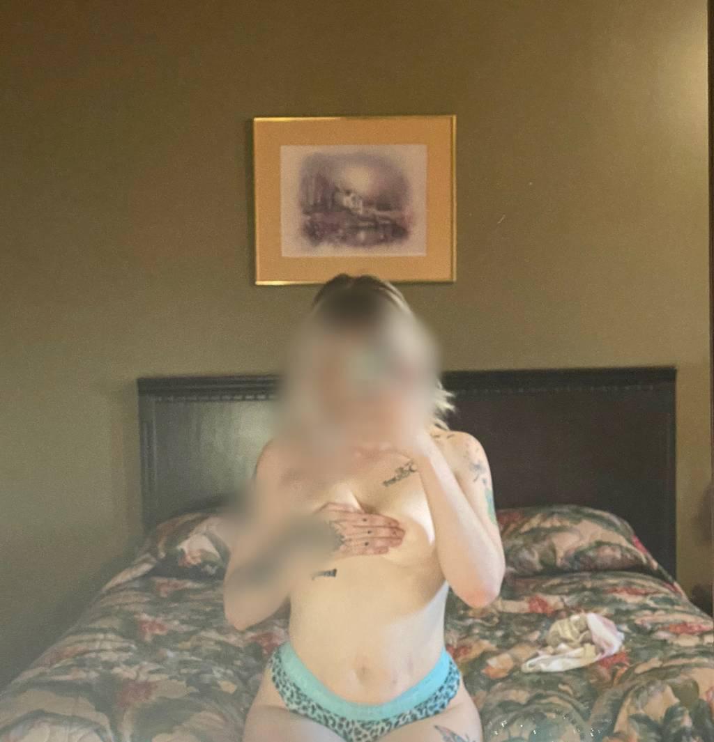young, tight, petite, sexy, blonde Angel!! HH SPECIALS TN