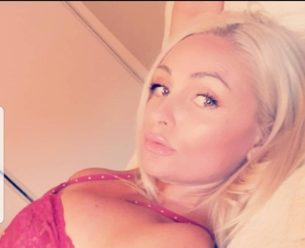 busty blonde barbie >>>> click here