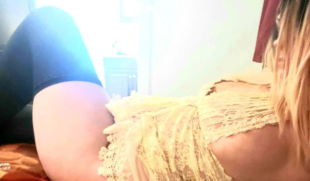 LETS GOWN DIWN N DIRTYYYY ;) - No-Tell-Motel Special hh/$10