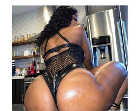  SWEET HOT EBONY ?Full SERVICE ?BODY ?MASSAGGE