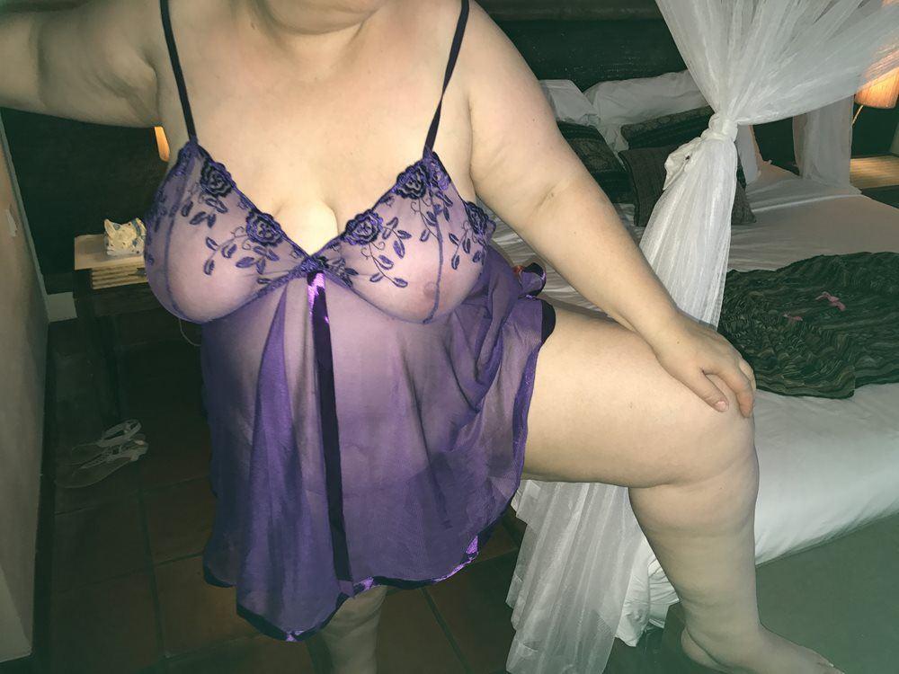 Angie Stunning size 22 BBW ?Spring Special $300 for 1 &1/2 hour Save $100 Angie Stunning size 22 BBW ?Spring Special $300 for 1 &1/2 hour Save $100