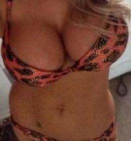 Des Moines Female Escorts