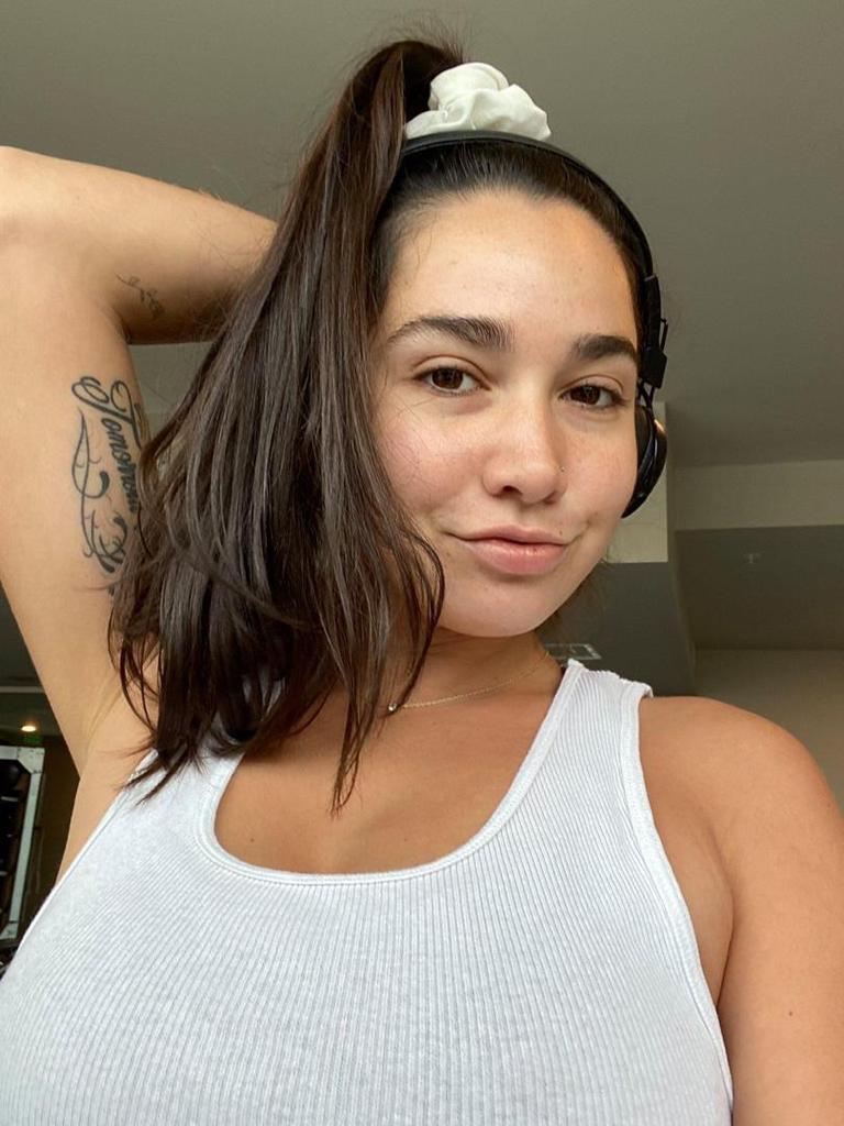 Available for hook up ? (332) 333-0590