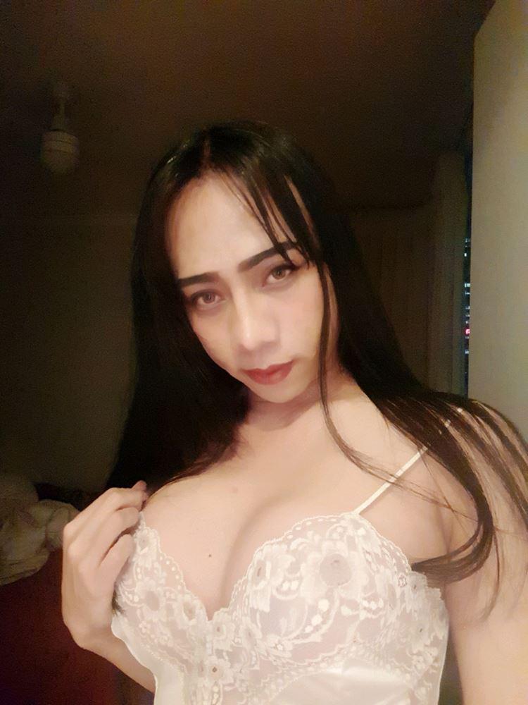 Hot Sexy & Horny Ladyboy Katherine Available for booking Hot Sexy & Horny Ladyboy Katherine Available for booking