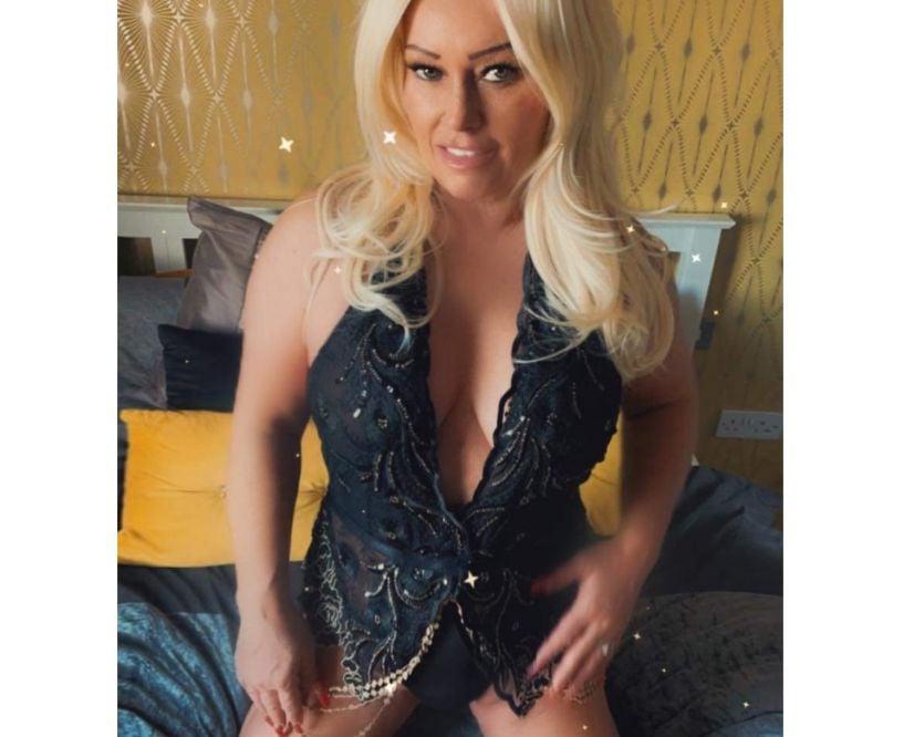  ❤️CHLOE MILF ENGLISH ❤️07583616876 LEEDS