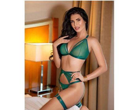  KATYA SHENFIELD LUXURY ESCORTS