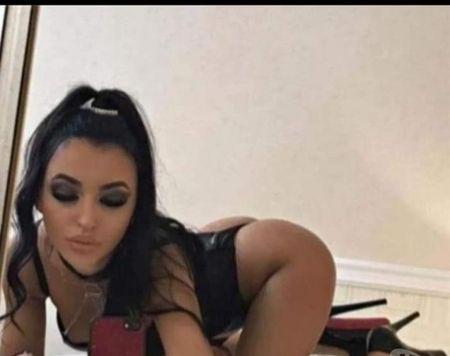  Mira real photo PARTY GIRL