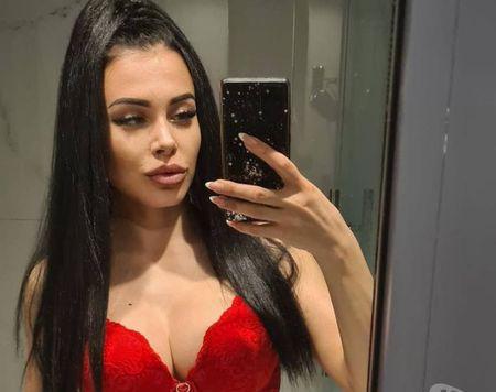  EMMA NEW STUNNING GIRL 