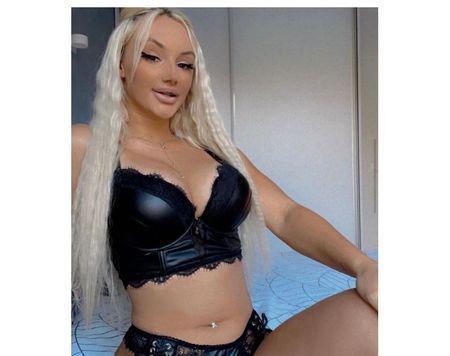  New in town! Party girl! Full xxx