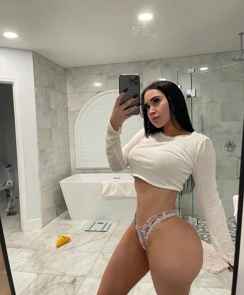 Am available for fun sex blowjob