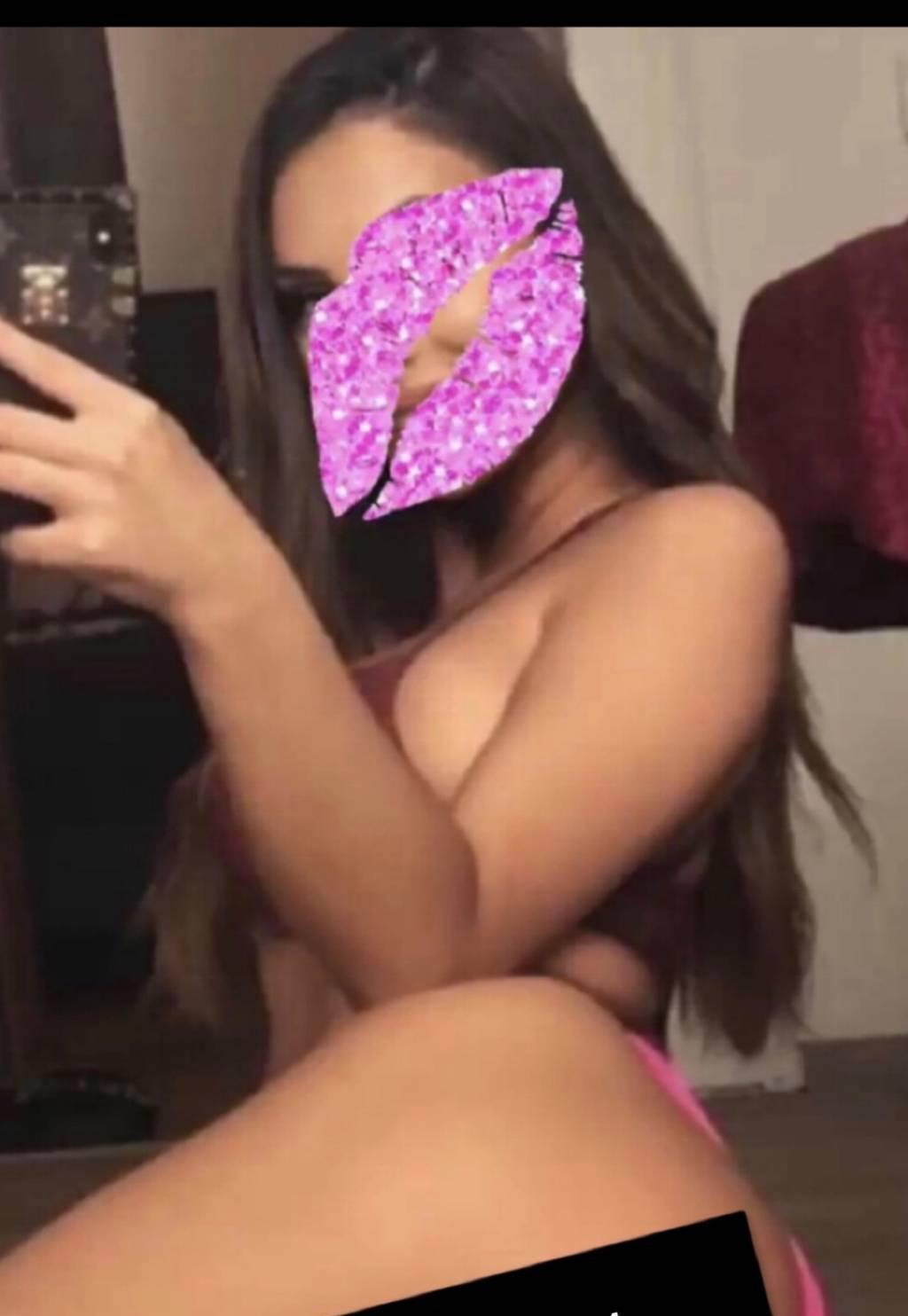 exotic latina arab , Hamilton 