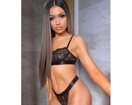  Emily new party girl real pictures