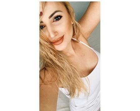 ?Cleo? hot??Blonde? ?Cleo? hot??Blonde?