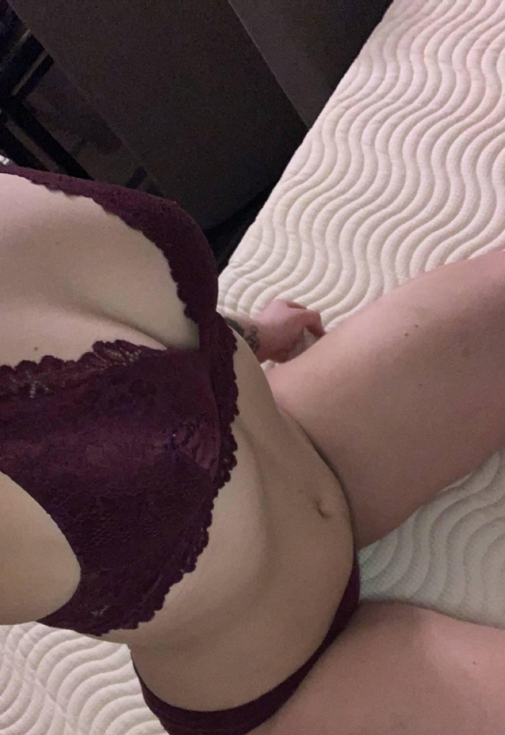 sexy new too town!!! wettt ????deal