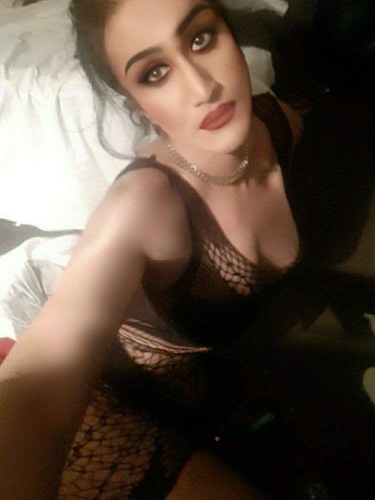 9 INCH EXOTIC VERSATILE TRANS AVAILABLE NOW IN MELBOURNE CBD