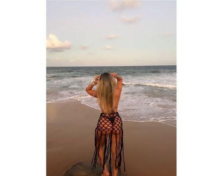  NEW BEAUTIFUL LARA LOIRA IN TOWN!!