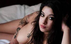 arabic 100% party girl amira girl on fire/waterloo