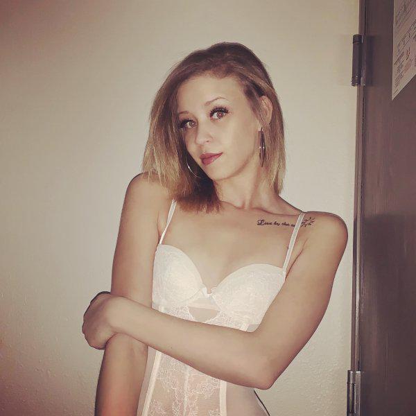 Seattle Female Escorts