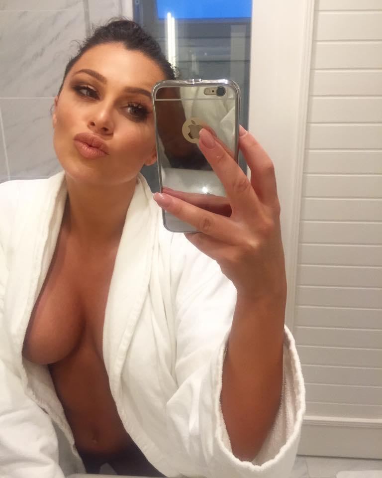 ??? shaved sweet and Tight ??Naughty Fun?My Place Or Yours