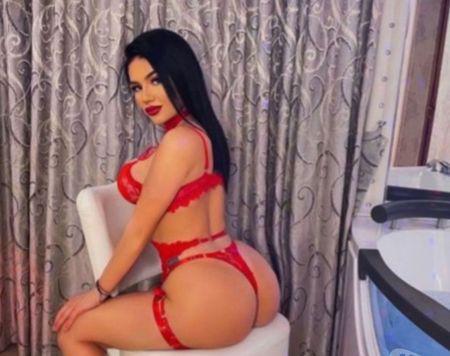  hi, I'm Sara ♡♡♡party ♡no rush♡incall outcall